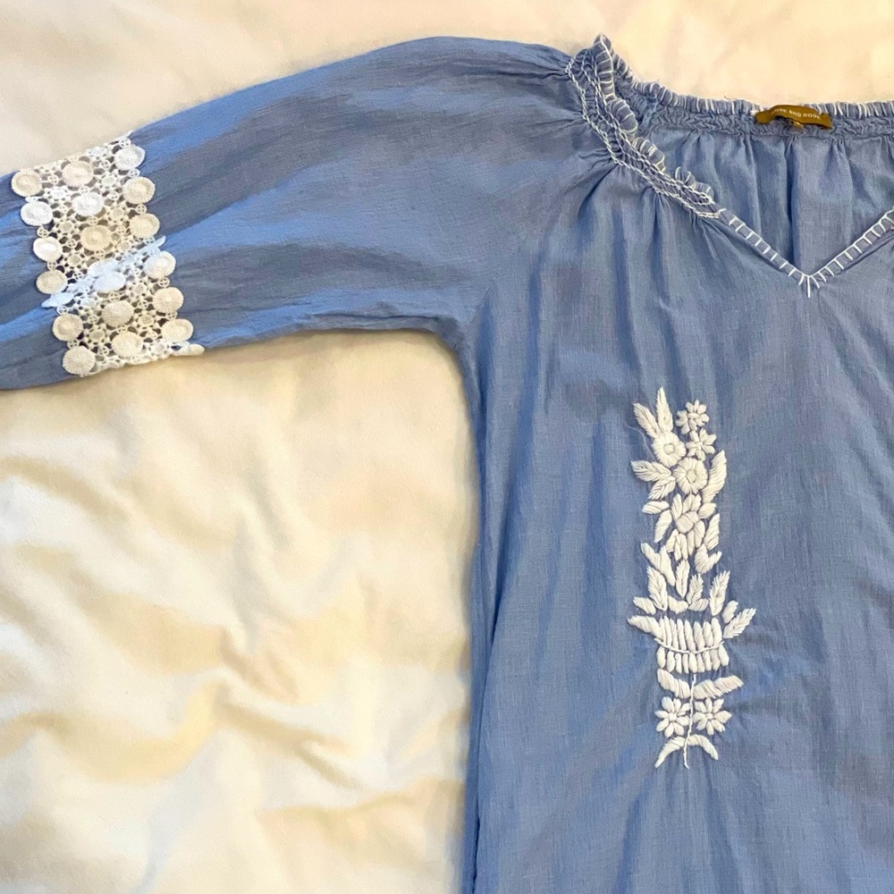 *NWOT* Rose & Rose Foras Embroidered Dress Blue/White - Size M